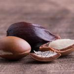 Arganöljy – ikääntymistä ehkäisevä nestemäinen kulta hiusten suojaamiseen