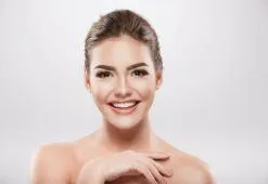 KOLLAGEENI - Virheettömän Ihon Tietosanakirja